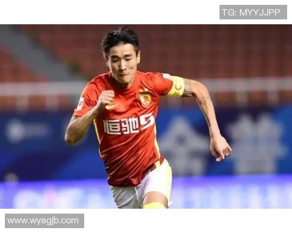 国际足联俱乐部世界杯广州队韦世豪突破